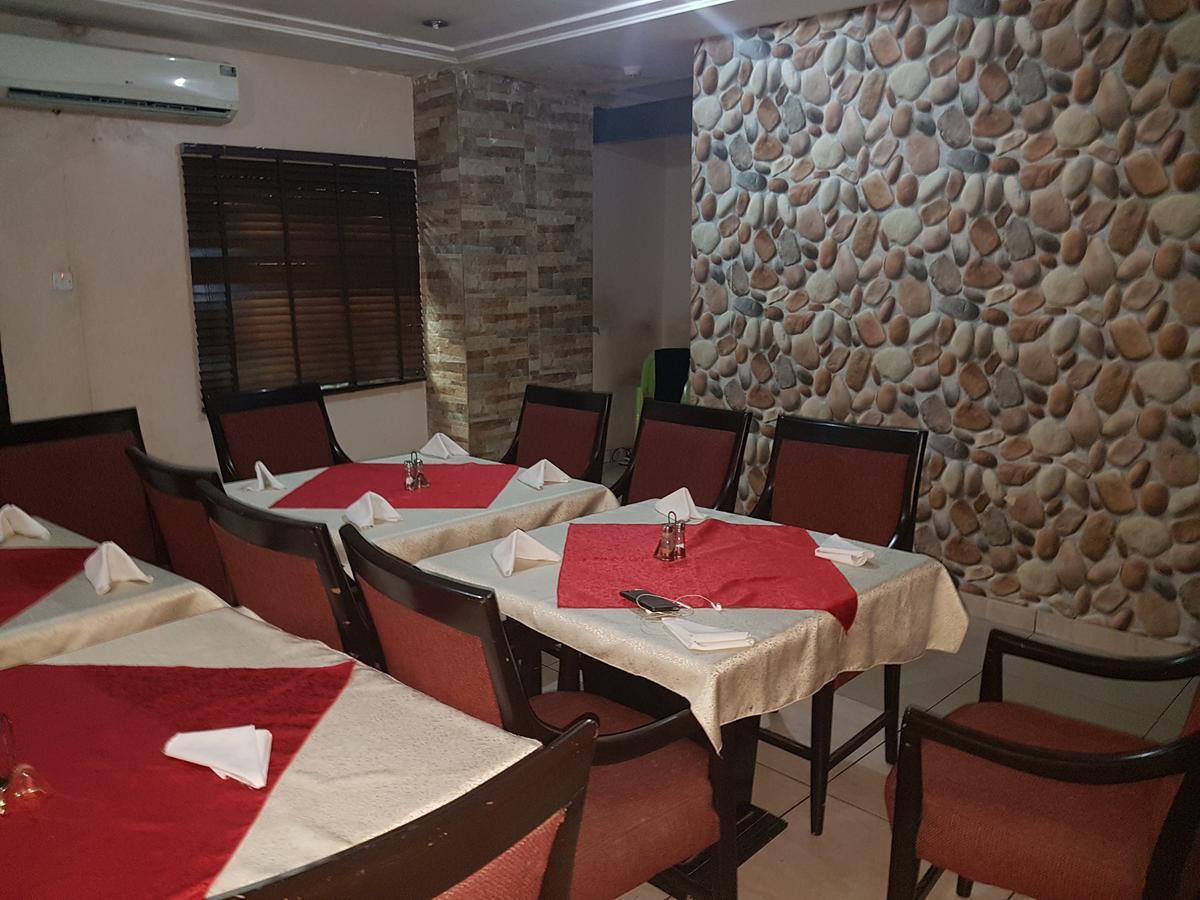 לגוס Royal Terrace Hotel & Towers מראה חיצוני תמונה